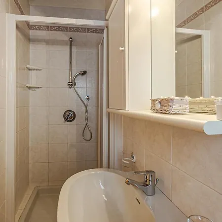 La Leitery Du Mont Blanc 2 - Accogliente E - Cour 0141 *