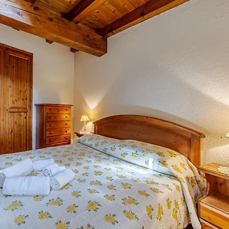 Apartment La Leitery Du Mont Blanc 2 - Accogliente E - Cour 0141 Courmayeur