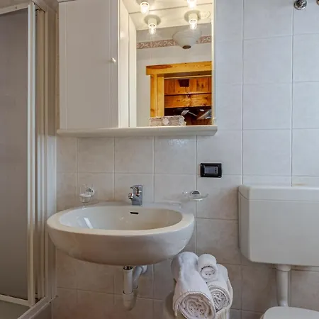 Apartament La Leitery Du Mont Blanc 2 - Accogliente E - Cour 0141 Courmayeur